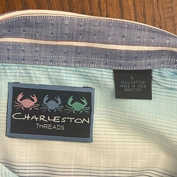 Charleston Threads Button Down Shirt Size Large - Picture 3 of 3